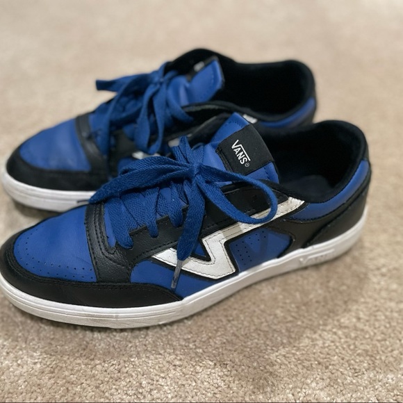 Mens Vans - Picture 7 of 7